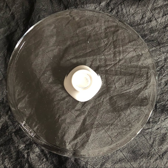 Mikasa Fire & Ice Strawberries Covered Casserole 3/4 Quart Dish - Picture 14 of 16